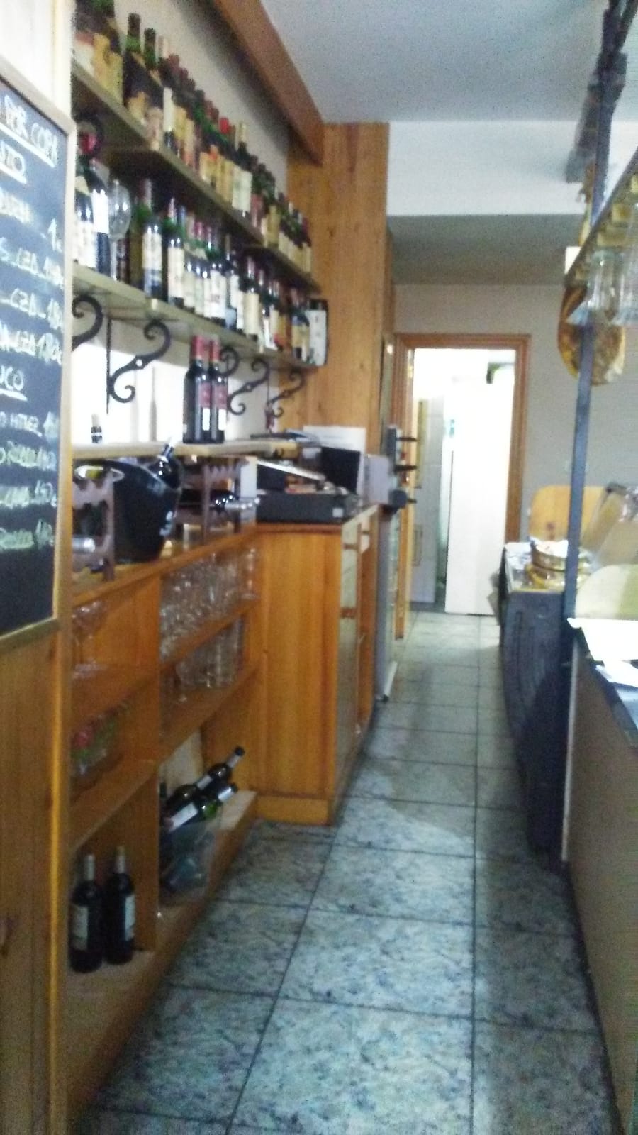 Imagen 3 de RESTAURANTE DE MUCHO PRESTIGIO EN TRASPASO 