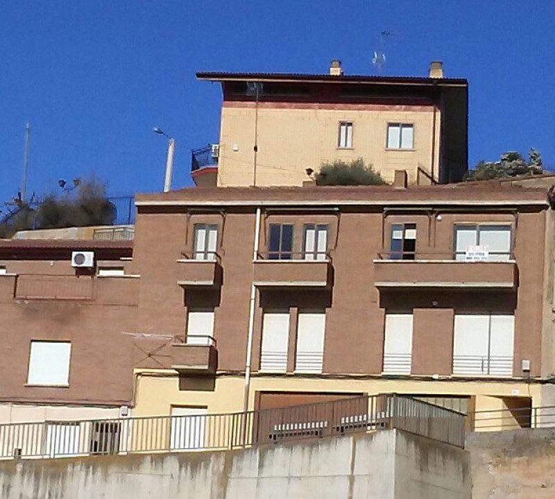 Imagen 0 de Piso en venta en el bonito pueblo de AUSEJO. CHOLLO