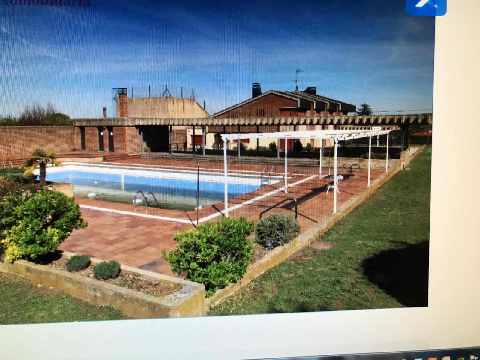 Imagen 2 de Impresionante chalet en Carratera de Soria