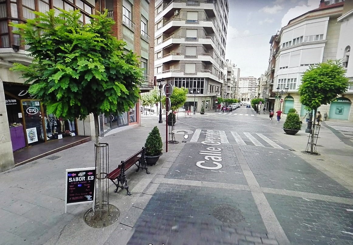 Imagen 1 de Local acondicionado en zona ayuntamiento CALAHORRA