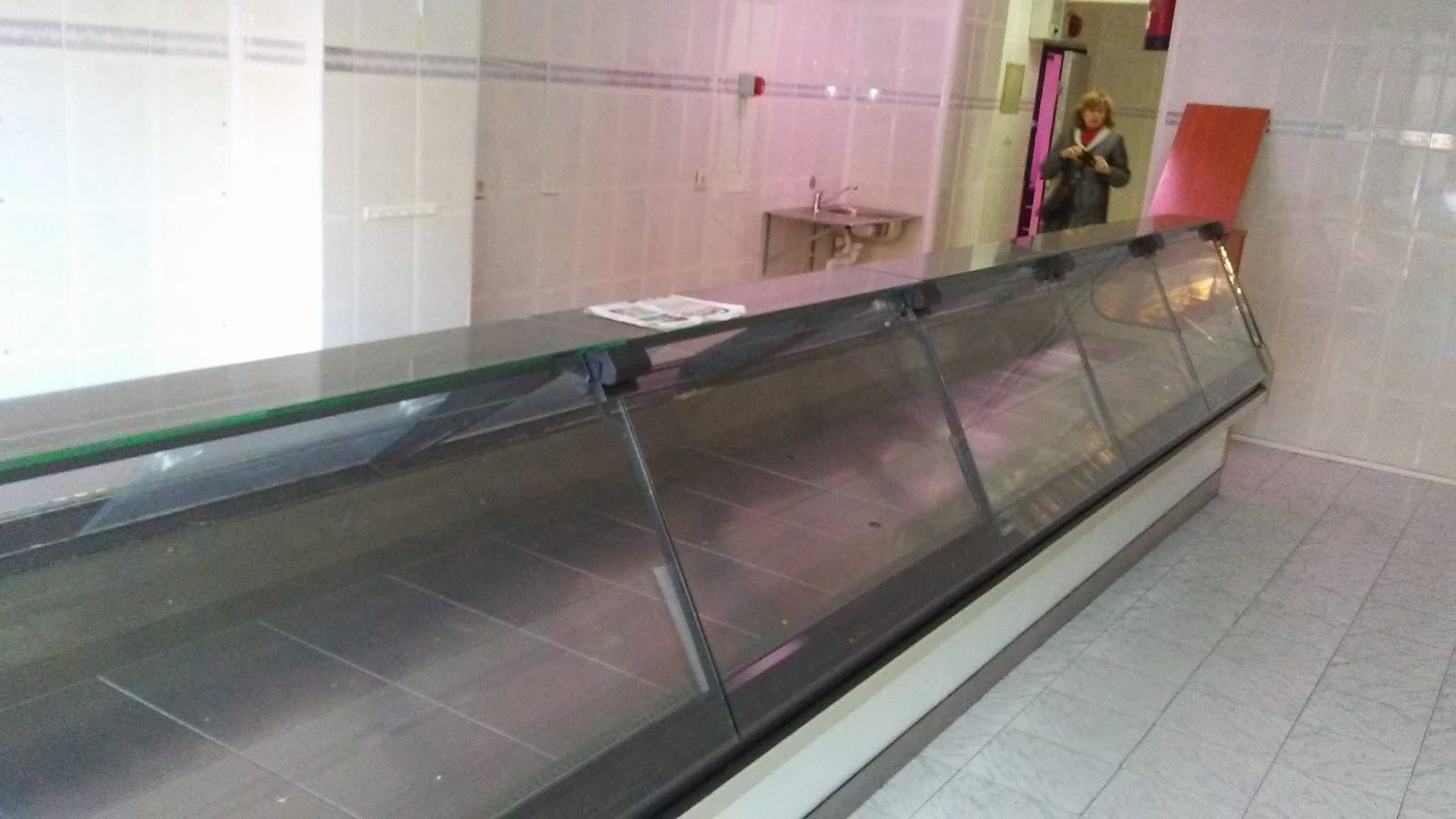 Imagen 1 de Local comercial carniceria en zona centrica EN VENTA O ALQUILER