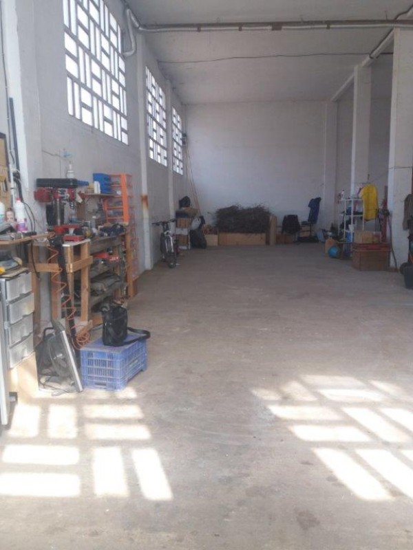 Imagen 0 de Gran Local en Venta en Fuenmayor