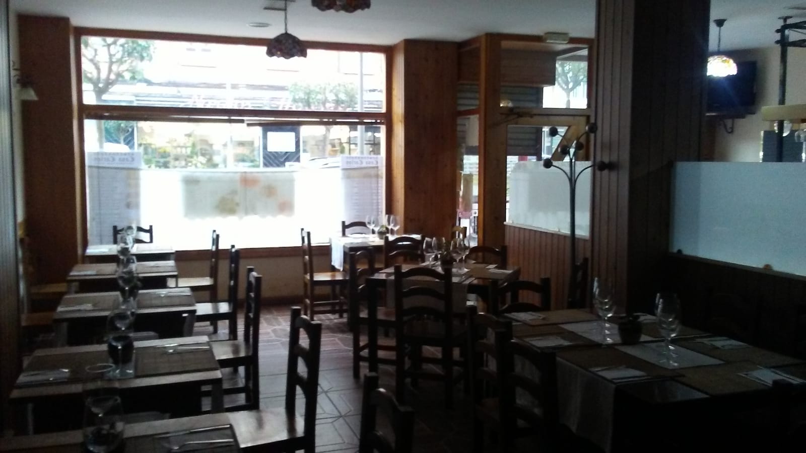 Imagen 1 de RESTAURANTE DE MUCHO PRESTIGIO EN TRASPASO 