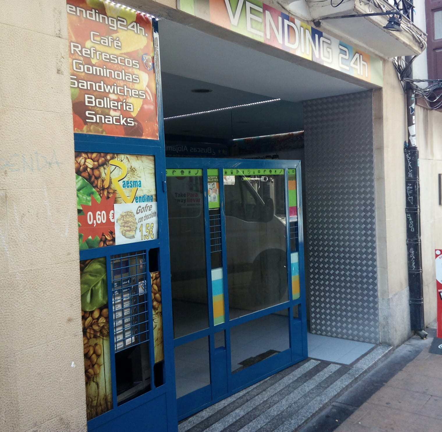 Imagen 3 de Precioso LOCAL en el corazon de casco antiguo.