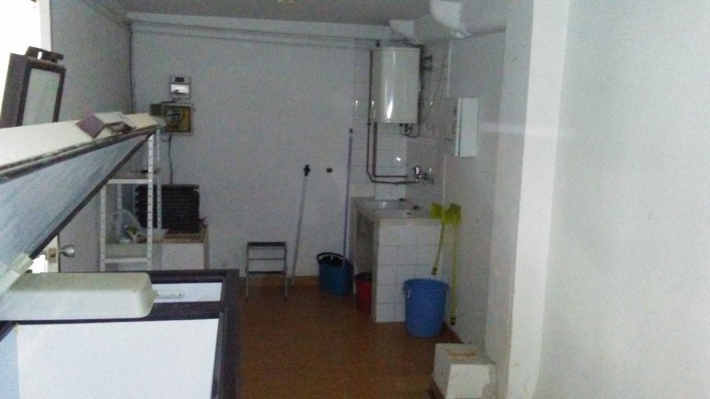 Imagen 2 de Local en Alquiler Zona Universidad