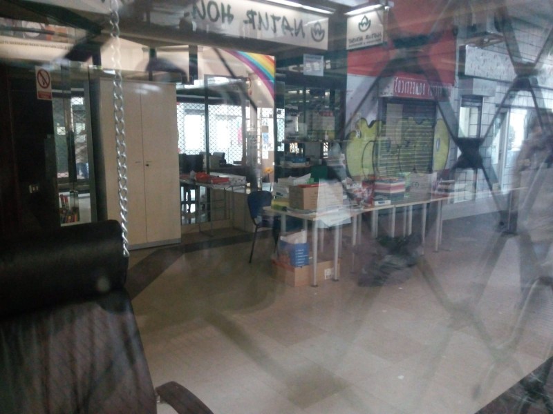 Imagen 0 de LOCAL COMERCIAL AVENIDA DE LA PAZ EN ALQUILER