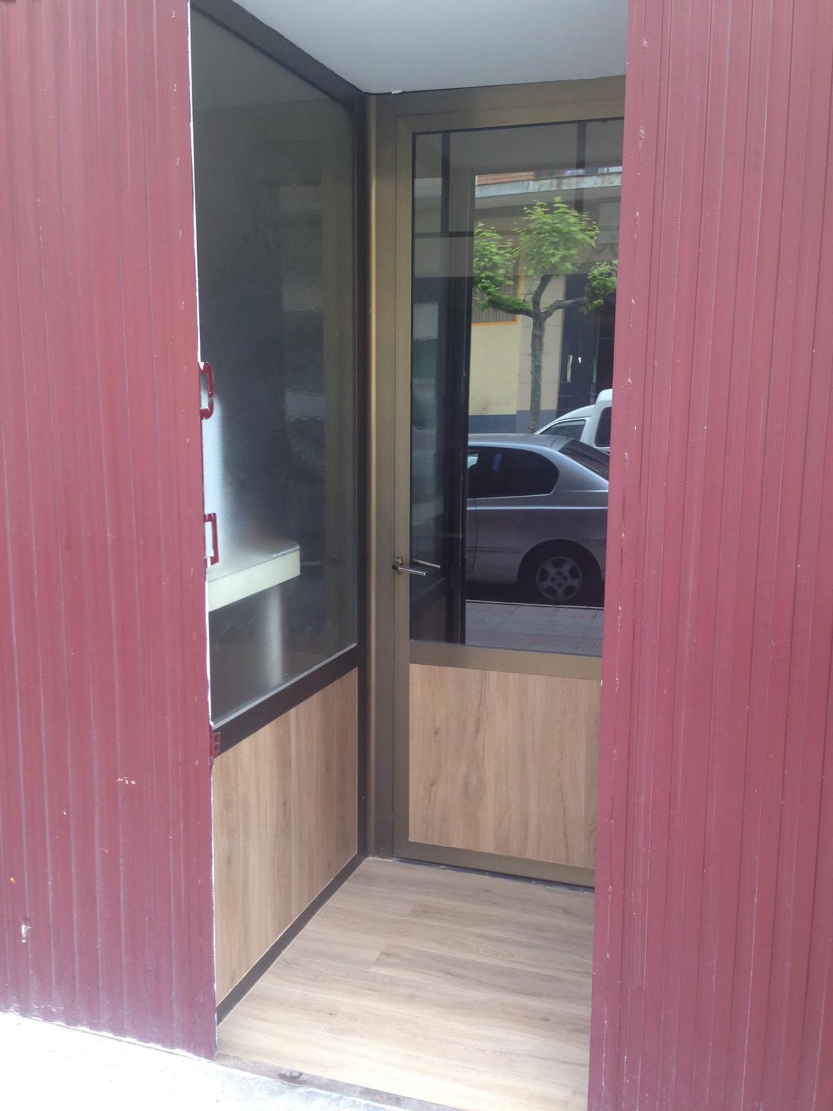 Imagen 1 de Local comercial acondicionado en zona Oeste