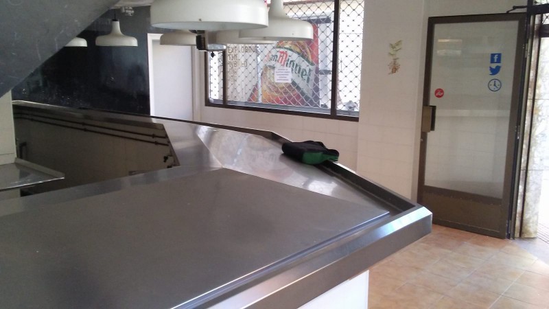 Imagen 0 de Local en Alquiler Zona Universidad