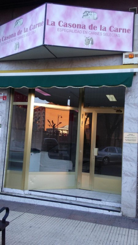 Imagen 0 de Local comercial carniceria en zona centrica EN VENTA O ALQUILER