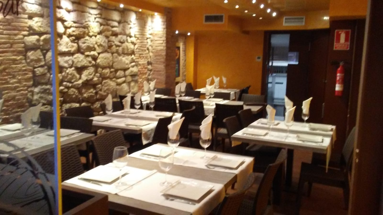 Imagen 2 de Local acondicionado como BAR RESTAURANTE,en venta, alquiler o traspaso