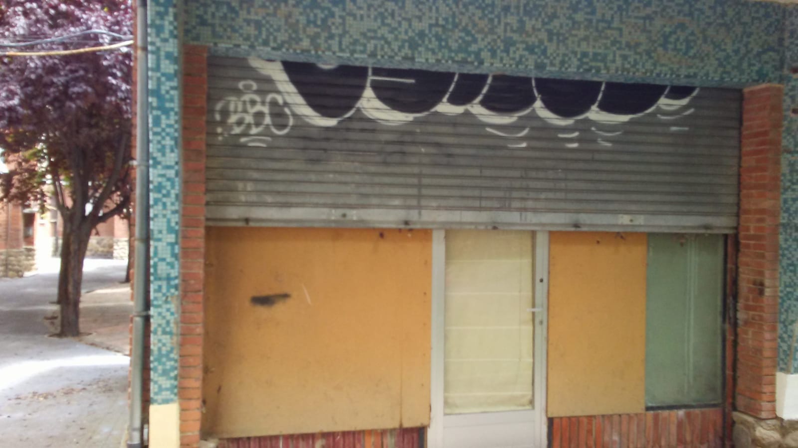 Imagen 2 de LOCAL en alquiler en zona universidad