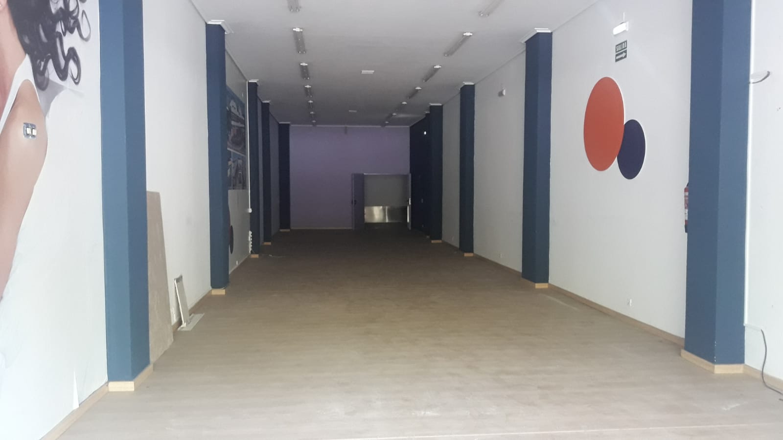 Imagen 1 de Local frente al Ayuntamiento en alquiler