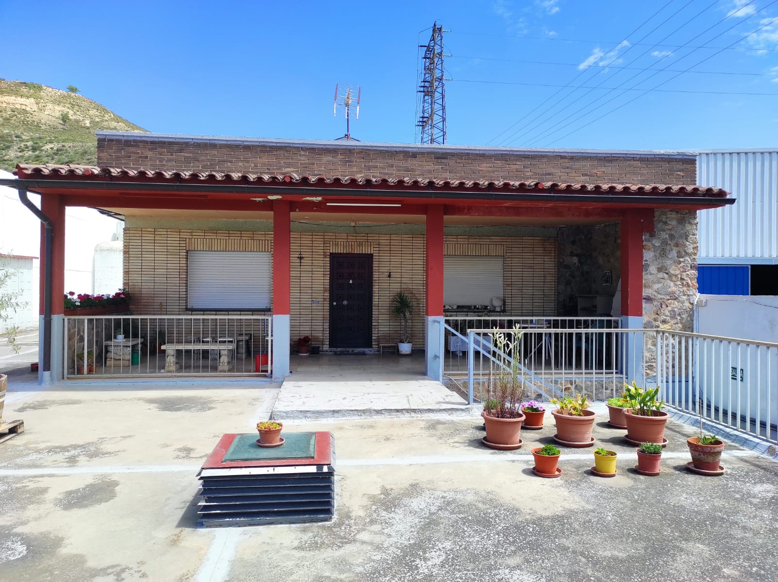 Imagen 2 de CASA + BODEGA EN LOGROÑO
