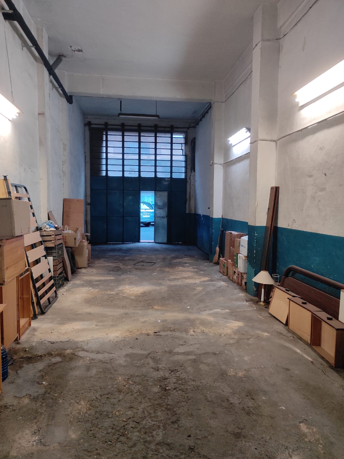 Imagen 3 de LOCAL CON VADO -USOS MULTIPLES