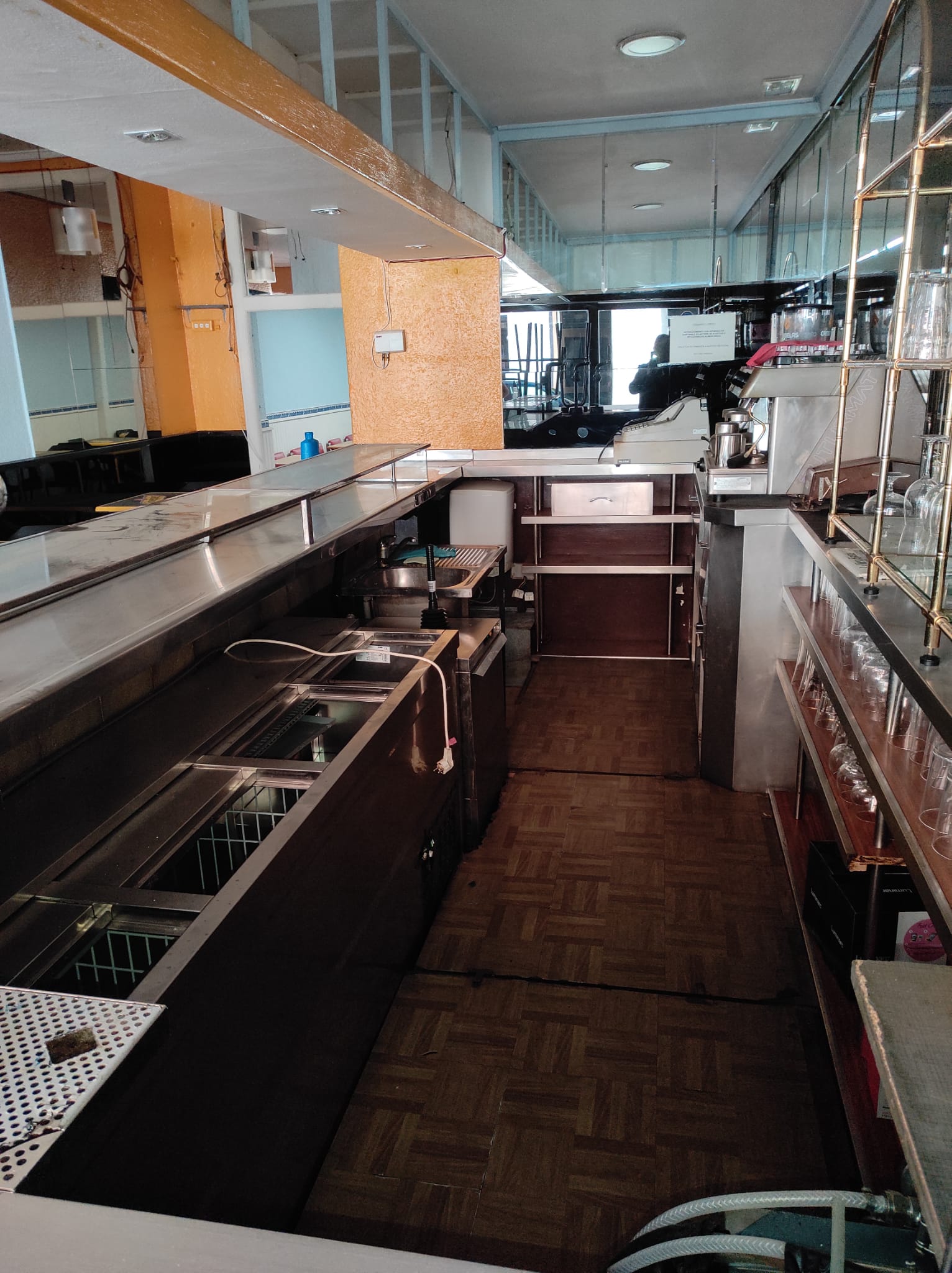 Imagen 0 de VENTA DE BAR MAS VIVIENDA 