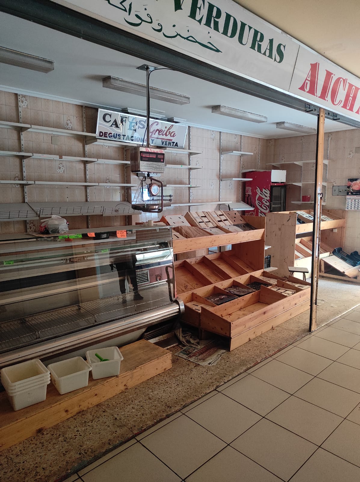 Imagen 2 de PUESTO EN MERCADO MILICIAS