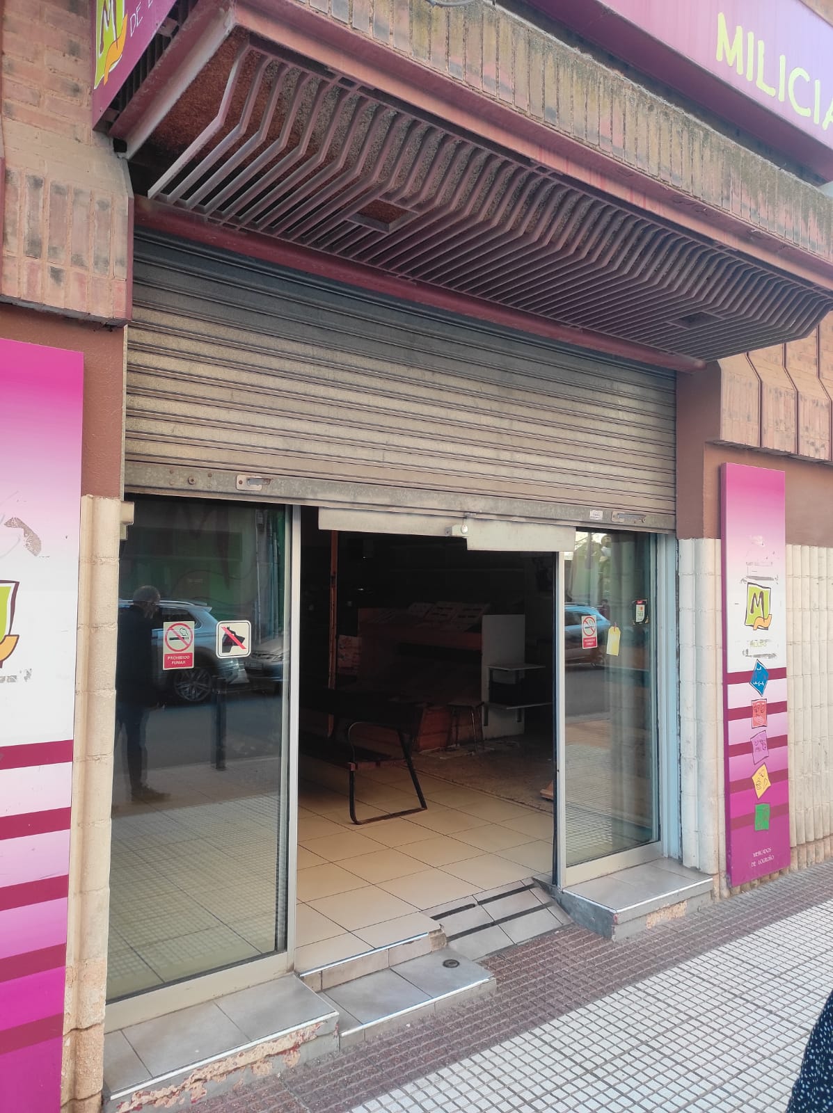 Imagen 1 de PUESTO EN MERCADO MILICIAS