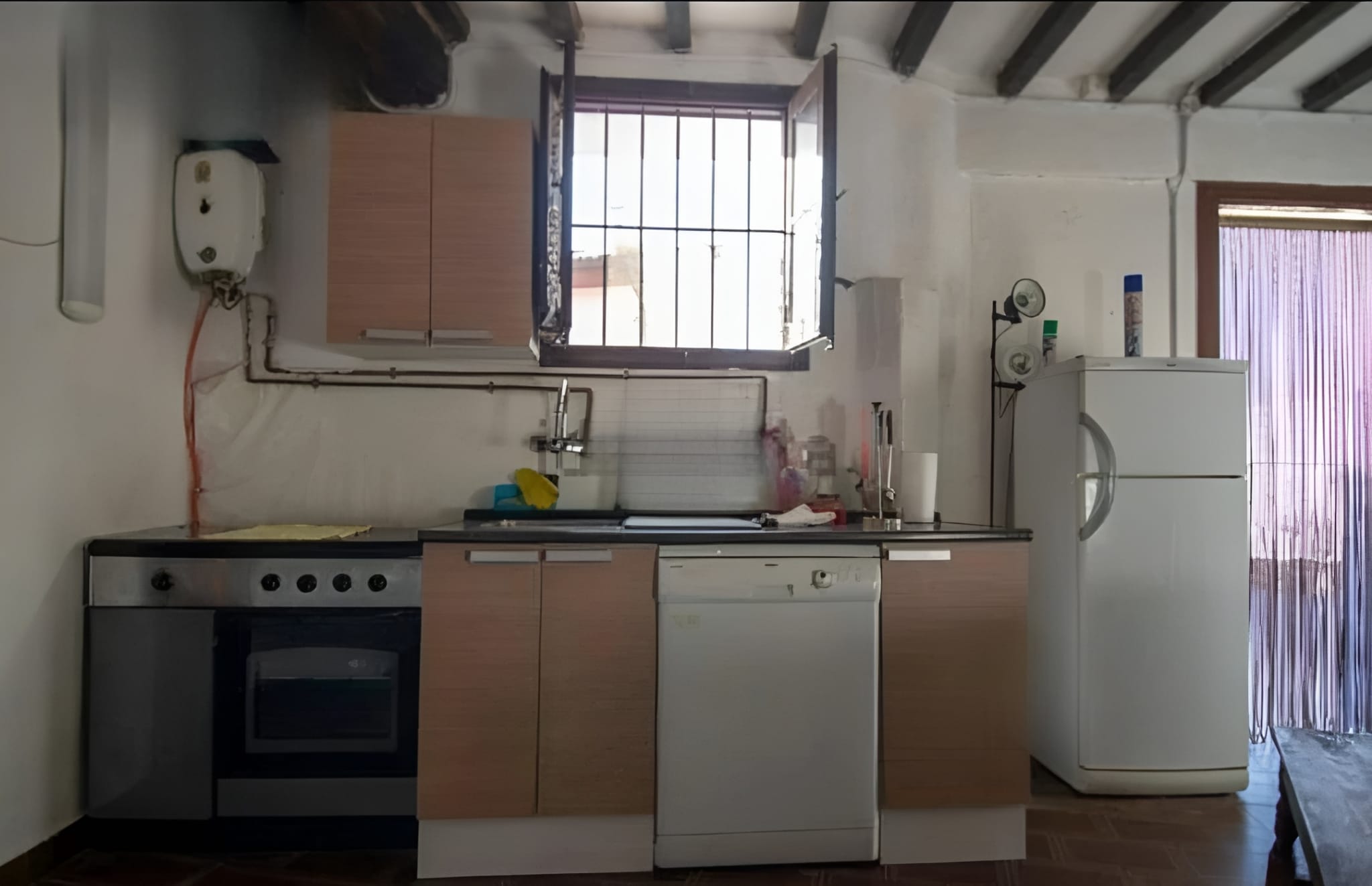 Imagen 3 de MERENDERO EN VENTA EN HORNOS DE MONCALVILLO 