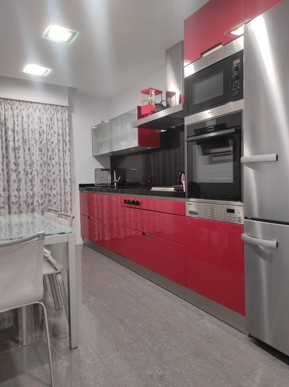 Imagen 1 de PISO DE LUJO  EN CLUB DEPORTIVO 