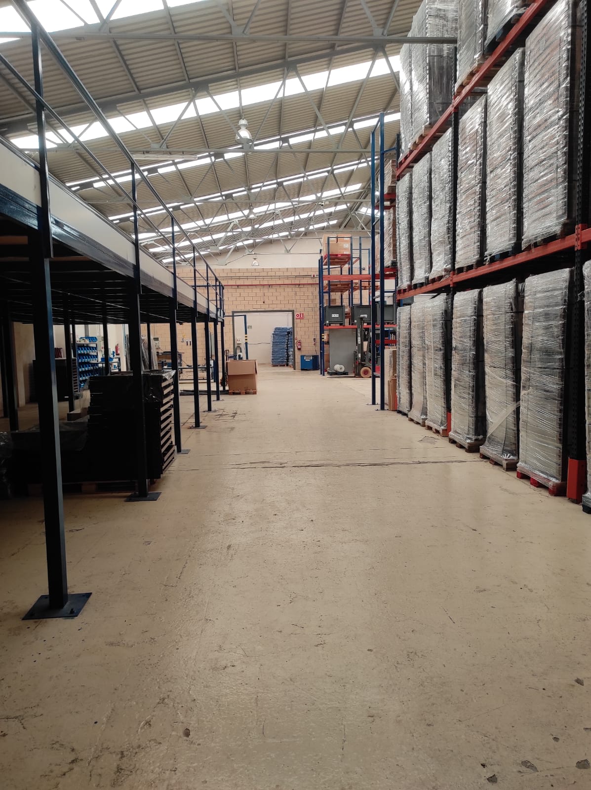 Imagen 2 de NAVE  ,FABRICA EN PASO EL PRAO OYON