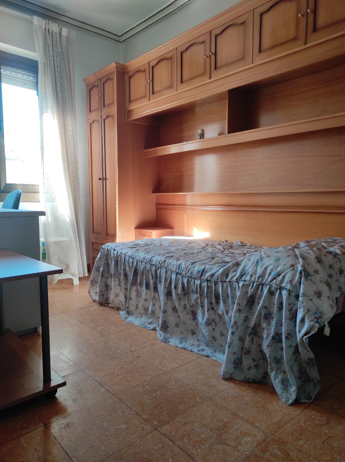 Imagen 3 de PISAZO CON JARDIN EN LARDERO