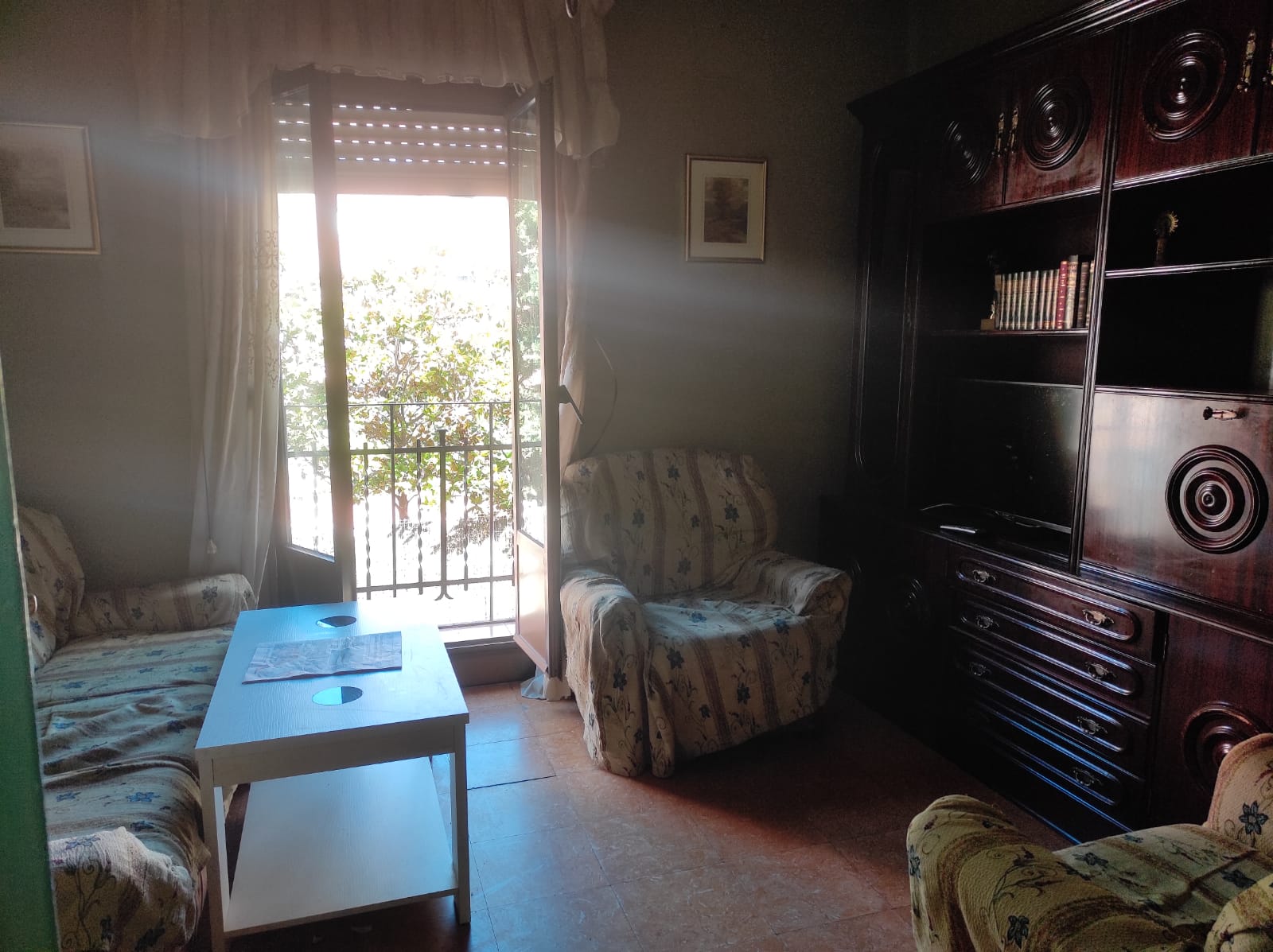 Imagen 0 de PISAZO CON JARDIN EN LARDERO