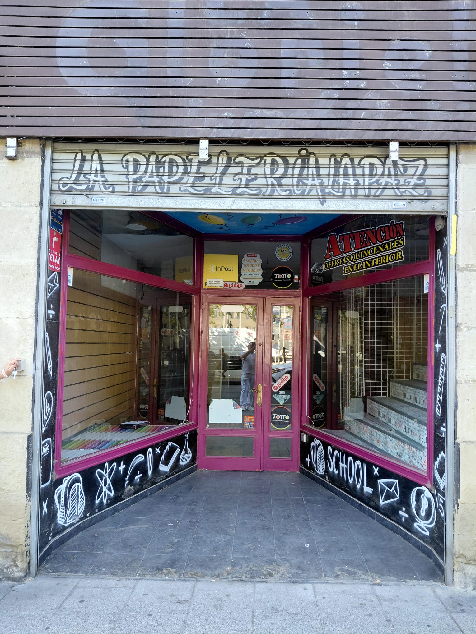 Imagen 0 de LOCAL COMERCIAL EN AVENIDA DE LA PAZ